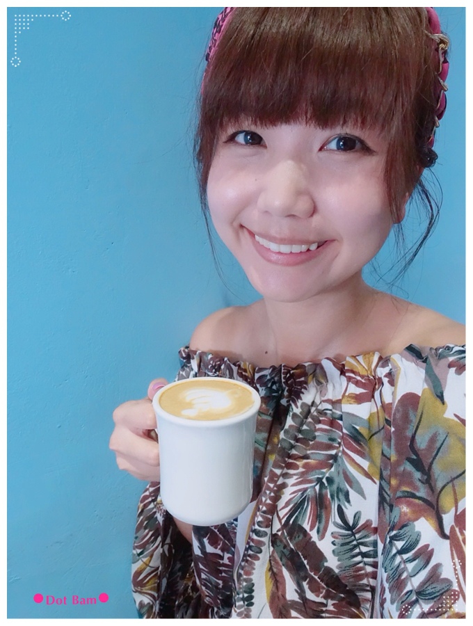 52HZ COFFEE BAR  卡布奇諾 2.JPG