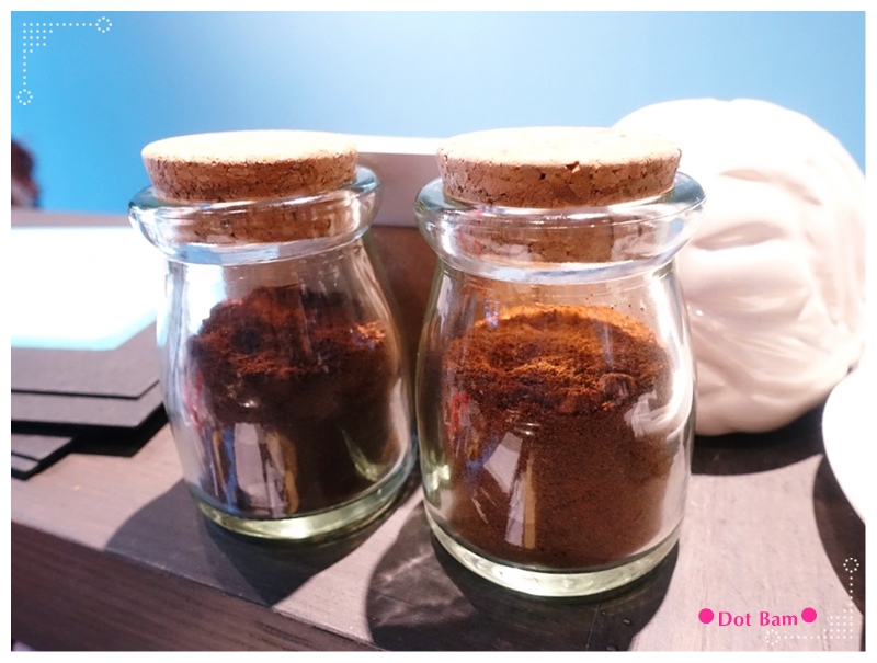 52HZ COFFEE BAR  咖啡豆.JPG