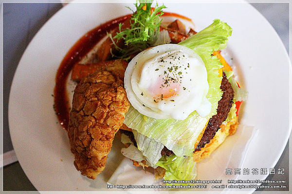 F.M食樂:【高雄】前鎮區。FM食樂《早午餐/輕食/商業午餐/排餐/DJ/音樂/調酒》