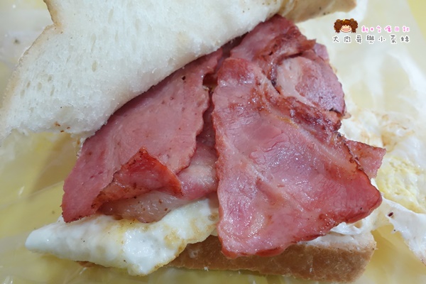 晨吉司漢肉蛋吐司 (15).JPG