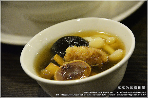 東風新意：【高雄】前金區。東風新意 蔬食餐廳 大立店 二訪