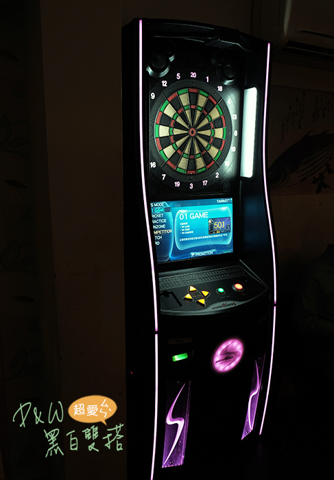 二代目手作り焼き鳥 居酒屋：D&W黑白雙搭【板橋府中食記】創意與熱情的結合，真男人的爆好吃日式居酒屋料理@二代目 - 手作り焼き鳥 居酒屋