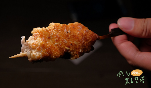 二代目手作り焼き鳥 居酒屋：D&W黑白雙搭【板橋府中食記】創意與熱情的結合，真男人的爆好吃日式居酒屋料理@二代目 - 手作り焼き鳥 居酒屋