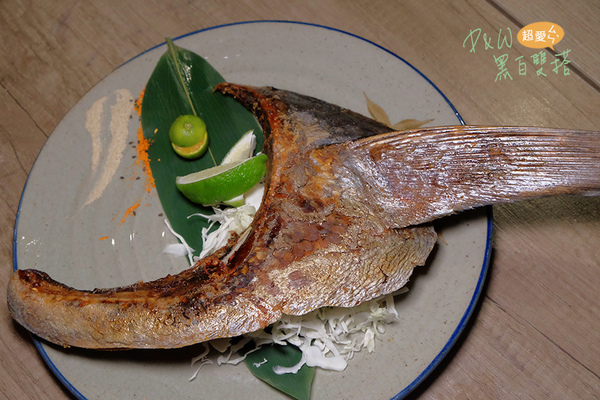 二代目手作り焼き鳥 居酒屋：D&W黑白雙搭【板橋府中食記】創意與熱情的結合，真男人的爆好吃日式居酒屋料理@二代目 - 手作り焼き鳥 居酒屋