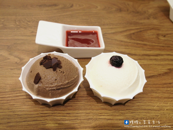 Bulga 寶格冰淇淋:〖台中│美食〗Bulga 寶格冰淇淋 ❤ 草悟道新開幕冰品店,裝潢典雅高貴,價格不貴,搭配手工果醬,層次更豐富!!