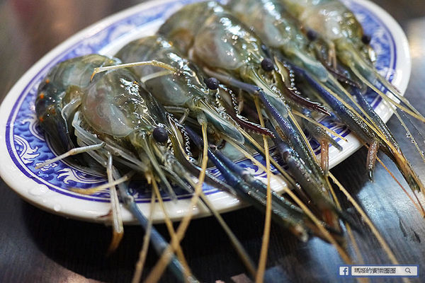 鴨味仔炭火薑母鴨-萬華店 萬華薑母鴨