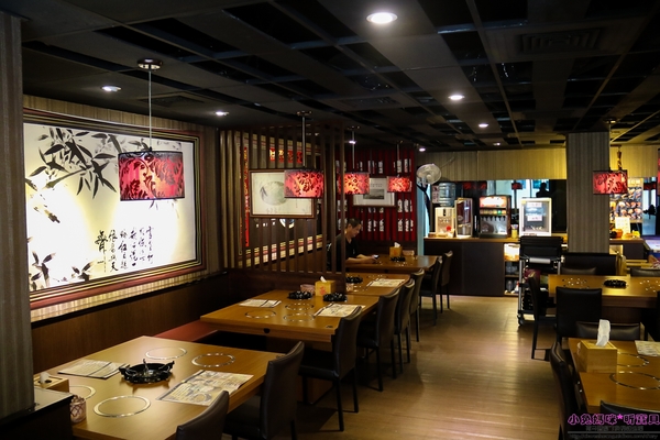 川都鍋宴：【信義區火鍋】☼川都鍋宴 ☼特製四川麻辣辛香料湯頭,順口好喝夠味,冬天就要吃這味♥♥