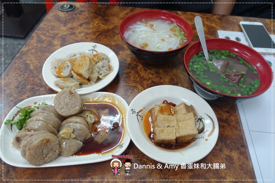 20161028《台北南港車站美食》南港傳統大腸圈 推薦糯米腸。菜捲。油豆腐 ︱南港捷運站附近（附影片） (12).jpg