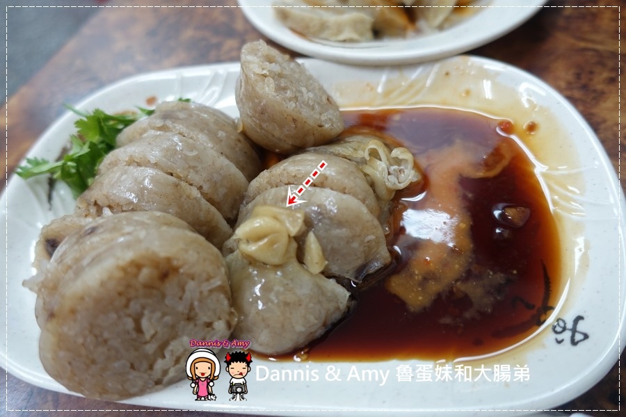 20161028《台北南港車站美食》南港傳統大腸圈 推薦糯米腸。菜捲。油豆腐 ︱南港捷運站附近（附影片） (15).jpg