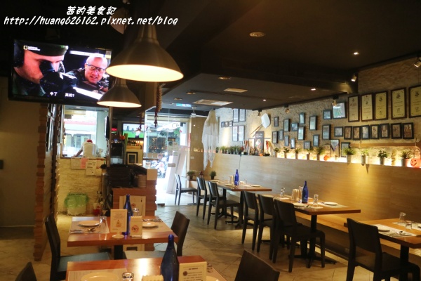 薩朵拿坡里披薩餐廳SALTO Pizzeria Napoletana:【台北大安區】在台北就能享用義大利正統義式料理『薩朵拿坡里披薩餐廳 SALTO Pizzeria Napoletana』東區美食、捷運國父紀念館