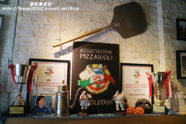 薩朵拿坡里披薩餐廳SALTO Pizzeria Napoletana:【台北大安區】在台北就能享用義大利正統義式料理『薩朵拿坡里披薩餐廳 SALTO Pizzeria Napoletana』東區美食、捷運國父紀念館