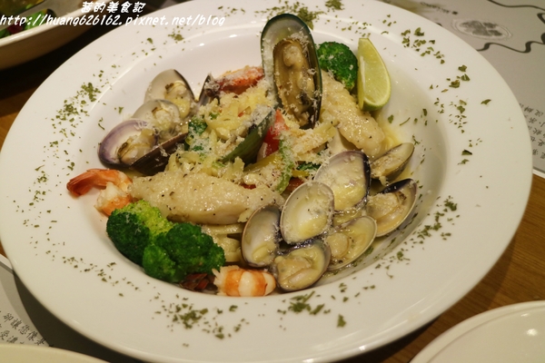 薩朵拿坡里披薩餐廳SALTO Pizzeria Napoletana:【台北大安區】在台北就能享用義大利正統義式料理『薩朵拿坡里披薩餐廳 SALTO Pizzeria Napoletana』東區美食、捷運國父紀念館