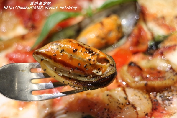 薩朵拿坡里披薩餐廳SALTO Pizzeria Napoletana:【台北大安區】在台北就能享用義大利正統義式料理『薩朵拿坡里披薩餐廳 SALTO Pizzeria Napoletana』東區美食、捷運國父紀念館