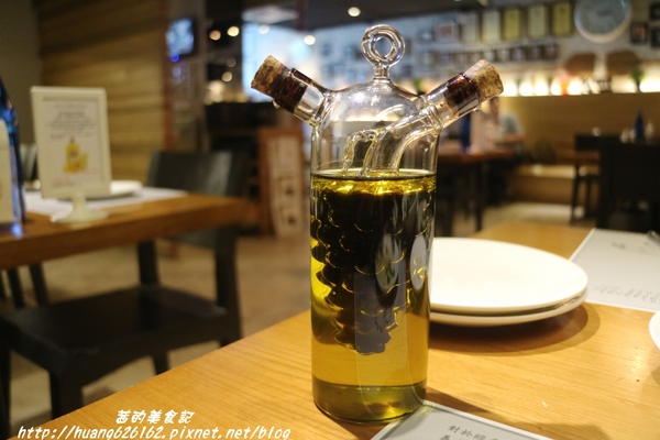 薩朵拿坡里披薩餐廳SALTO Pizzeria Napoletana:【台北大安區】在台北就能享用義大利正統義式料理『薩朵拿坡里披薩餐廳 SALTO Pizzeria Napoletana』東區美食、捷運國父紀念館