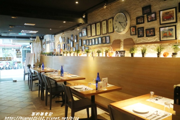 薩朵拿坡里披薩餐廳SALTO Pizzeria Napoletana:【台北大安區】在台北就能享用義大利正統義式料理『薩朵拿坡里披薩餐廳 SALTO Pizzeria Napoletana』東區美食、捷運國父紀念館