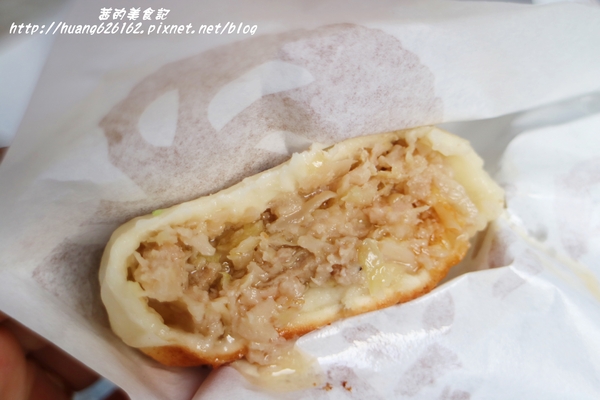 咬三口上海生煎包(公館店):【台北中正區】會爆漿的上海生煎包『咬三口上海生煎包』銅板美食/水源市場旁/捷運公館美食推薦~