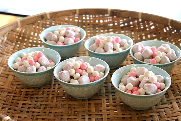 林口忠孝米苔目(桃園店):【桃園美食】桃園忠孝熱甜湯~愛吃燒仙草的人請注意囉/冬天來碗熱呼呼的紅豆湯和燒仙草賞讚啦~