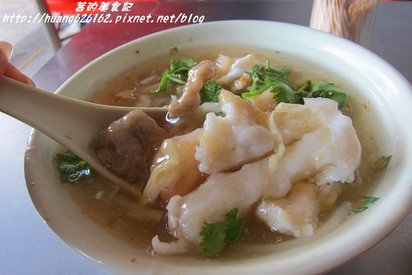 北港蘇蝦仁羹:【新北三重區】祖傳二代『北港蘇蝦仁羹』三重巷弄銅板美食/蝦仁羹/魯肉飯/滷大腸頭