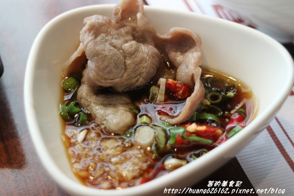 福鼎涮涮鍋:【新北新店區】獨特人氣花雕雞鍋『福鼎涮涮鍋』點主餐送肉盤一份、捷運七張站~