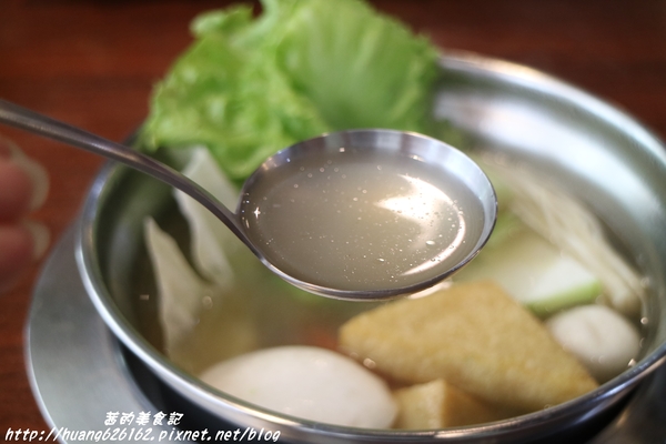 福鼎涮涮鍋:【新北新店區】獨特人氣花雕雞鍋『福鼎涮涮鍋』點主餐送肉盤一份、捷運七張站~