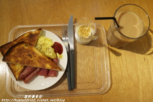 初壹食午 早餐 輕食:【新北三重區】三重早餐推薦『初壹食午 早餐 輕食』捷運菜寮站