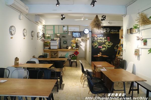 初壹食午 早餐 輕食:【新北三重區】三重早餐推薦『初壹食午 早餐 輕食』捷運菜寮站