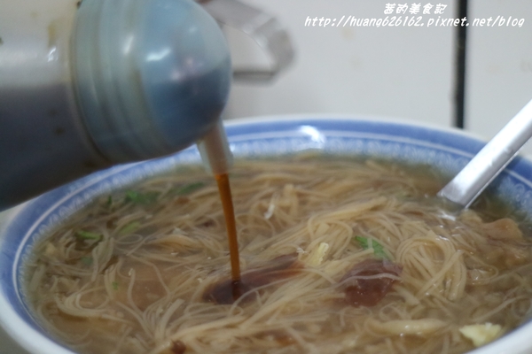 蚯蚓龍山麵線糊:【彰化鹿港鎮】鹿港第一市場必吃美食『蚯蚓龍山麵線糊』在地人的最愛~