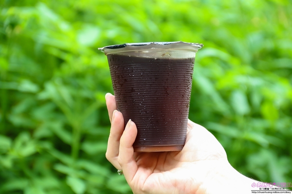 恩典號行動早餐車:【早餐推薦】☼恩典號行動早餐車☼龍眼木碳現烤吐司,口感香酥,人氣花生豬排吐司、蘋果雞肉吐司好好吃呀!♥♥