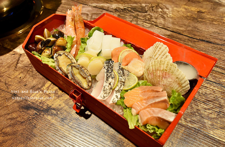 台中一鼎豐麻辣火鍋漢口路14