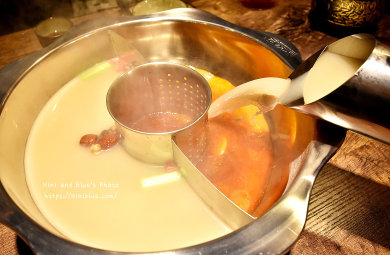 台中一鼎豐麻辣火鍋漢口路11