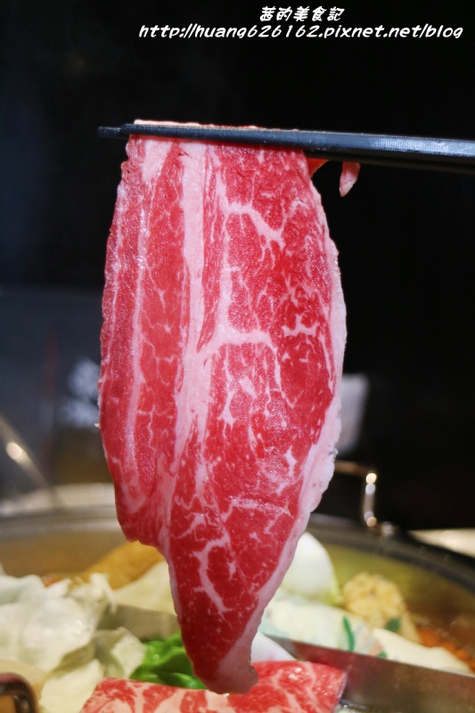好食多涮涮屋(大安店)：【台北大安區】東區鍋物推薦『好食多涮涮屋大安店』大推無骨牛小排/極黑和牛/天使紅蝦/日本北海道干貝