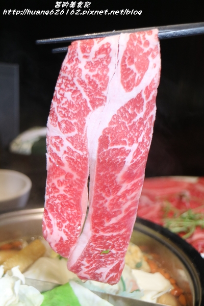 好食多涮涮屋(大安店)：【台北大安區】東區鍋物推薦『好食多涮涮屋大安店』大推無骨牛小排/極黑和牛/天使紅蝦/日本北海道干貝