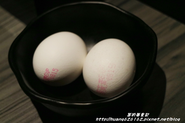 好食多涮涮屋(大安店)：【台北大安區】東區鍋物推薦『好食多涮涮屋大安店』大推無骨牛小排/極黑和牛/天使紅蝦/日本北海道干貝