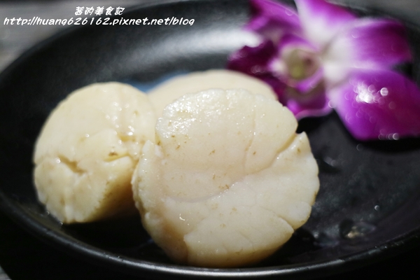 好食多涮涮屋(大安店)：【台北大安區】東區鍋物推薦『好食多涮涮屋大安店』大推無骨牛小排/極黑和牛/天使紅蝦/日本北海道干貝