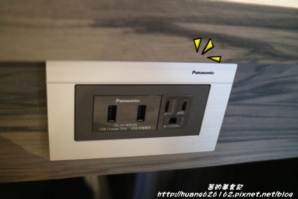 好食多涮涮屋(大安店)：【台北大安區】東區鍋物推薦『好食多涮涮屋大安店』大推無骨牛小排/極黑和牛/天使紅蝦/日本北海道干貝