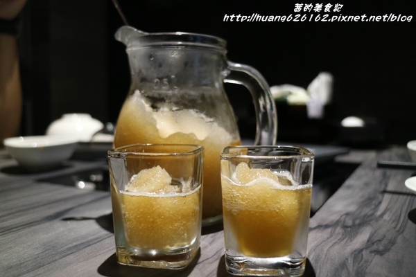 好食多涮涮屋(大安店)：【台北大安區】東區鍋物推薦『好食多涮涮屋大安店』大推無骨牛小排/極黑和牛/天使紅蝦/日本北海道干貝