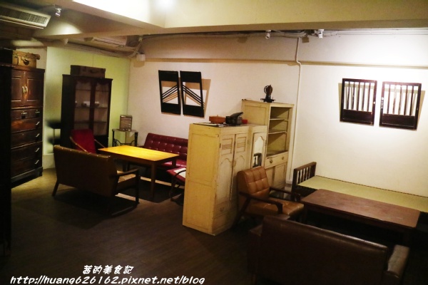 香聚餐酒館:【台北大安區】東區餐酒館推薦『香聚餐酒館 The Dainties Bistro』必點日式料理丼飯/燒烤 鮮烤透抽(青醬)、手作鮮魚一夜干、烤豬五花私房辣味....每一道料理都非常下酒好吃~