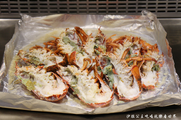 大江戶町活海鮮鐵板燒:台中小三井『大江戶町活海鮮鐵板燒』超高CP值美食/漁市鐵板燒