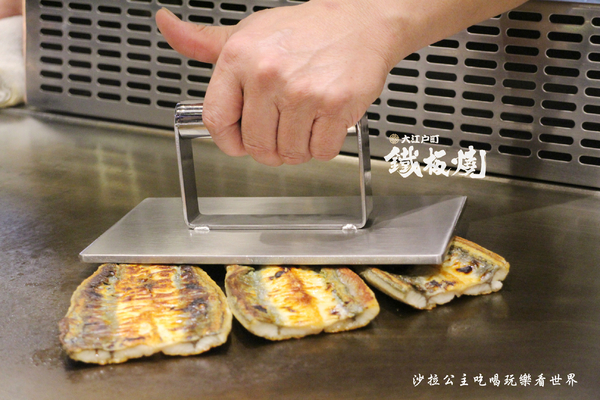 大江戶町活海鮮鐵板燒:台中小三井『大江戶町活海鮮鐵板燒』超高CP值美食/漁市鐵板燒