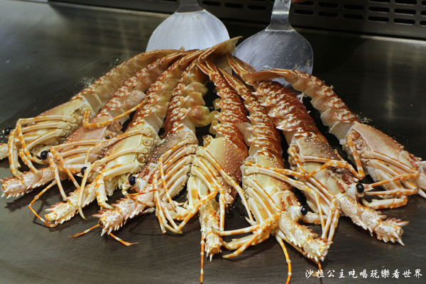 大江戶町活海鮮鐵板燒:台中小三井『大江戶町活海鮮鐵板燒』超高CP值美食/漁市鐵板燒