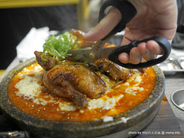 打啵G(台中向上店):【食記】台中DoubleG 打啵G起司年糕鍋(台灣3號店)-釜山向上站地鐵主題餐廳@台中西區韓式料理 : 釜山電影節加持的鍋巴烤雞