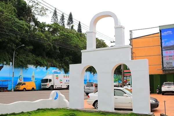 King Bridge Hotel 橋王花園酒店：【台中景點】大坑風景區新亮點~橋王花園酒店/L❤VE造景/幸福航站愛情概念館/戶外婚禮或婚紗拍攝的幸福的國度