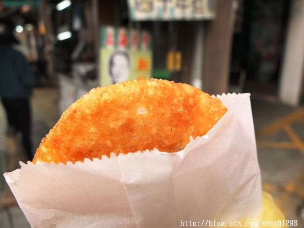 上海老爹蔥肉煎餅:【美食特搜。台南新化區】上海老爹蔥肉煎餅。新化老街美食 純手工美味 單賣蔥肉煎餅屹立40多個年頭