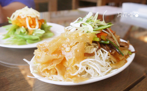 以娜的店風味料理:【新竹│風味餐】尖石鄉宇老壯闊景色,搭配優雅舒適風味餐『以娜的店』