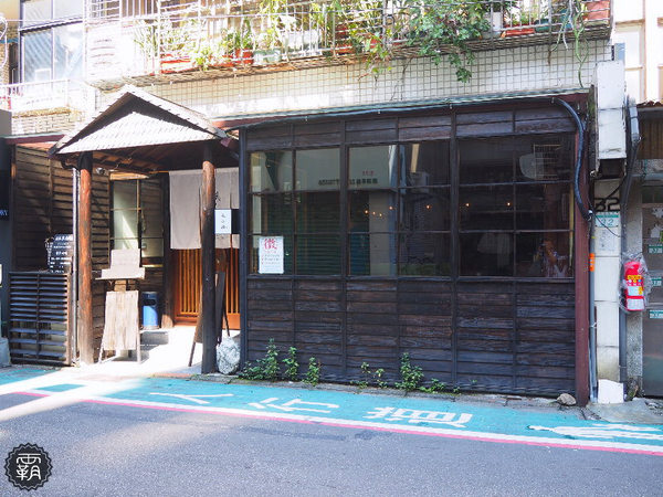 抹茶拿鐵酒：八咫鳥抹茶拿鐵酒，恬適的味道，還能淋在冰淇淋上頭，抹茶控必喝～