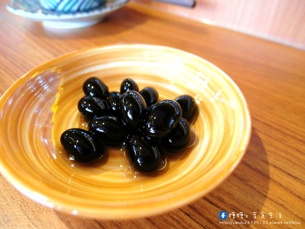 信兵衛:〖台中│美食〗信兵衛 ❤ 手作丼飯壽司日式料理,靠近中華夜市,用料實在,價格平價,大推他們家的牛五花握壽司!!