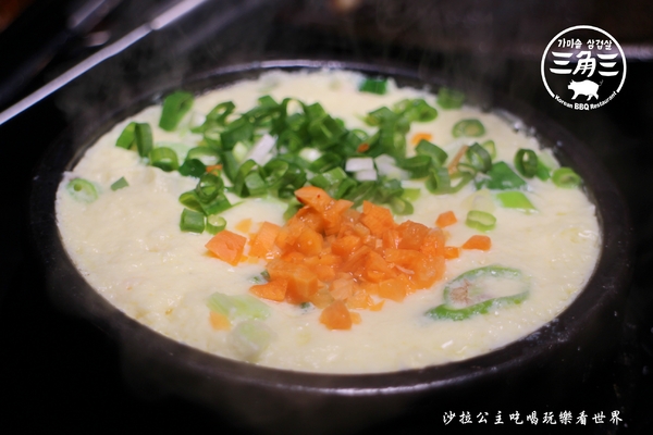 三角三金蔘燉雞湯(府中店)：板橋韓式料理『三角三-府中店』韓式燒烤/大鍋蓋烤肉/捷運府中站