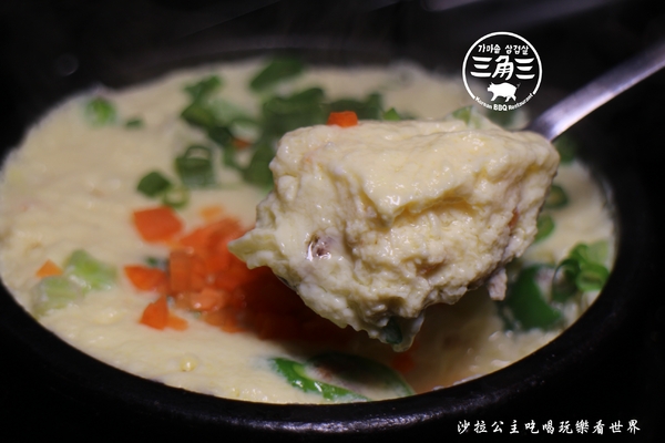 三角三金蔘燉雞湯(府中店)：板橋韓式料理『三角三-府中店』韓式燒烤/大鍋蓋烤肉/捷運府中站