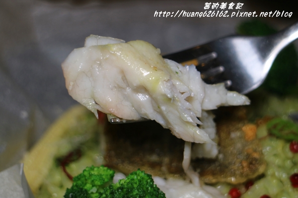 轉角198號咖啡 Corner No.198 Cafe:【[新北三重區】三重義式料理推薦 『轉角198號咖啡 Corner No.198 Cafe』義大利麵/排餐/燉飯/帕尼尼/鬆餅/咖啡/不收服務費/捷運徐匯中學