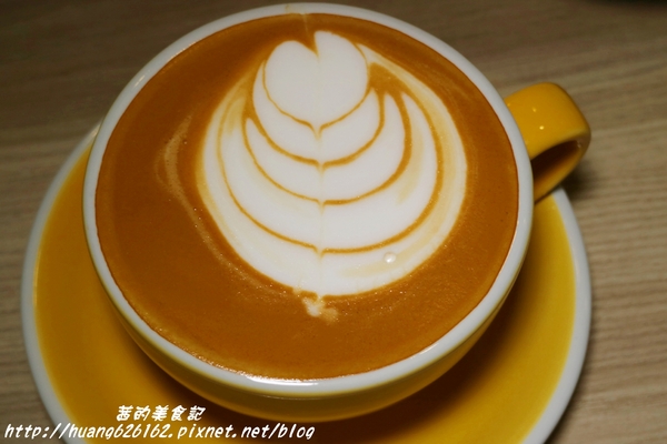 轉角198號咖啡 Corner No.198 Cafe:【[新北三重區】三重義式料理推薦 『轉角198號咖啡 Corner No.198 Cafe』義大利麵/排餐/燉飯/帕尼尼/鬆餅/咖啡/不收服務費/捷運徐匯中學